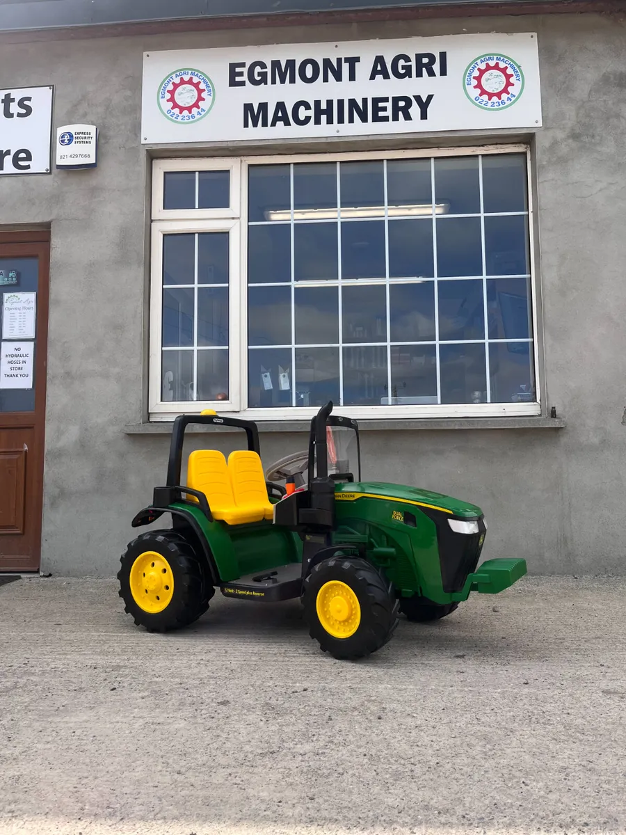 Peg-Perego John Deere Dual Force Electric Tractor - Image 1