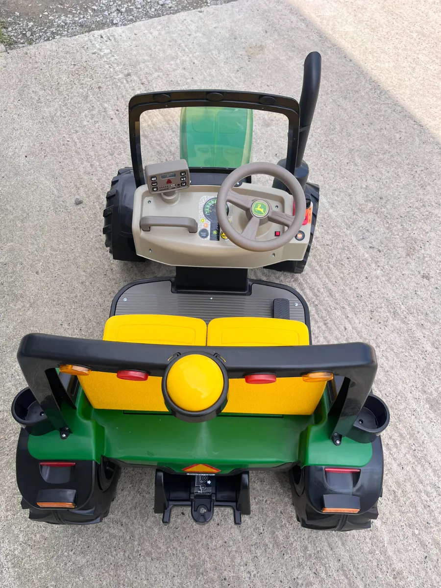 Peg-Perego John Deere Dual Force Electric Tractor - Image 3
