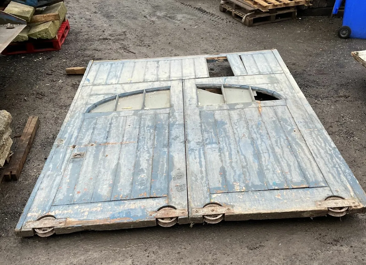 Wooden Doors  Anglesea - Image 3