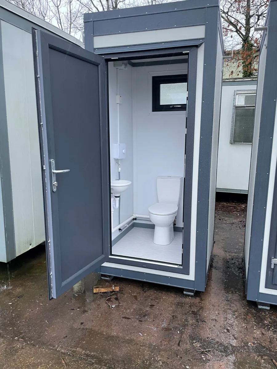 Single Toilet - Image 4