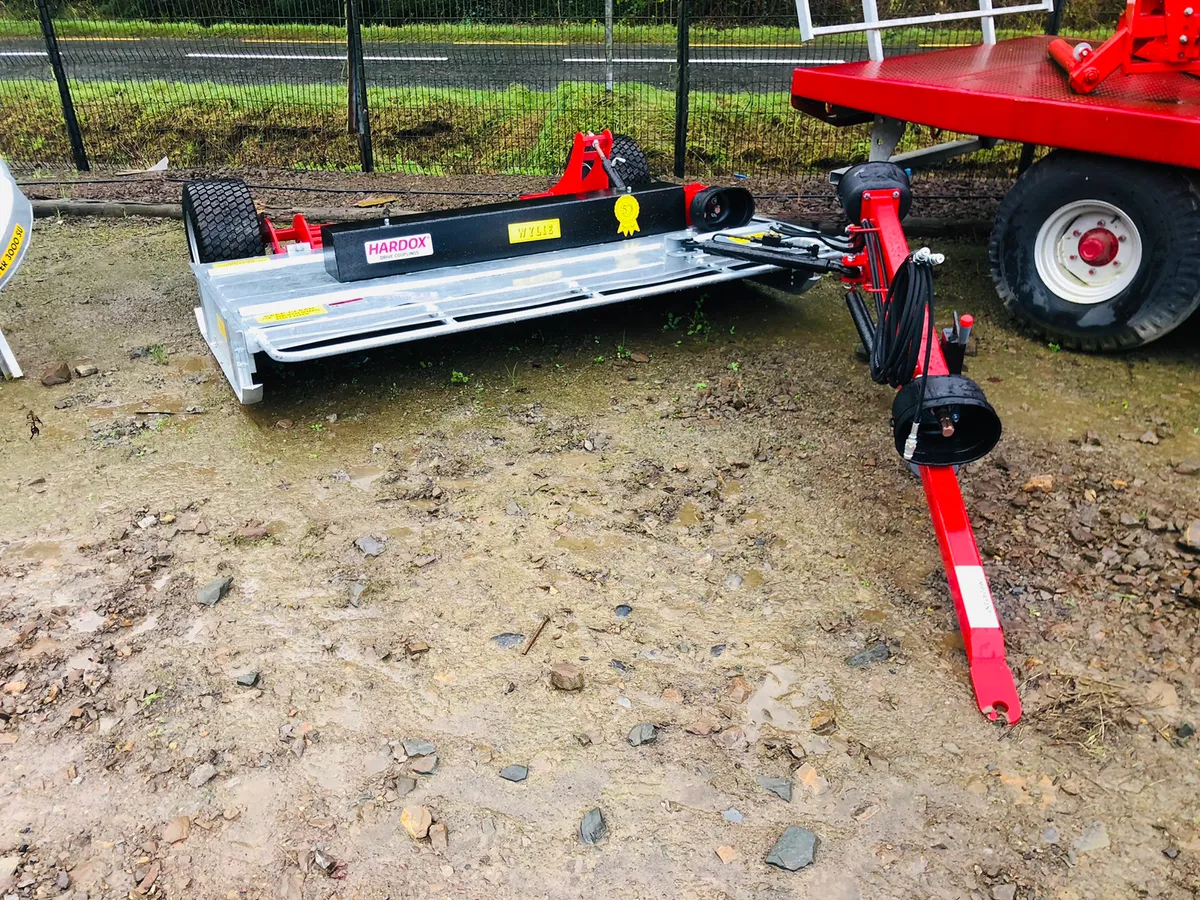 Wylie trailed topper - Image 1