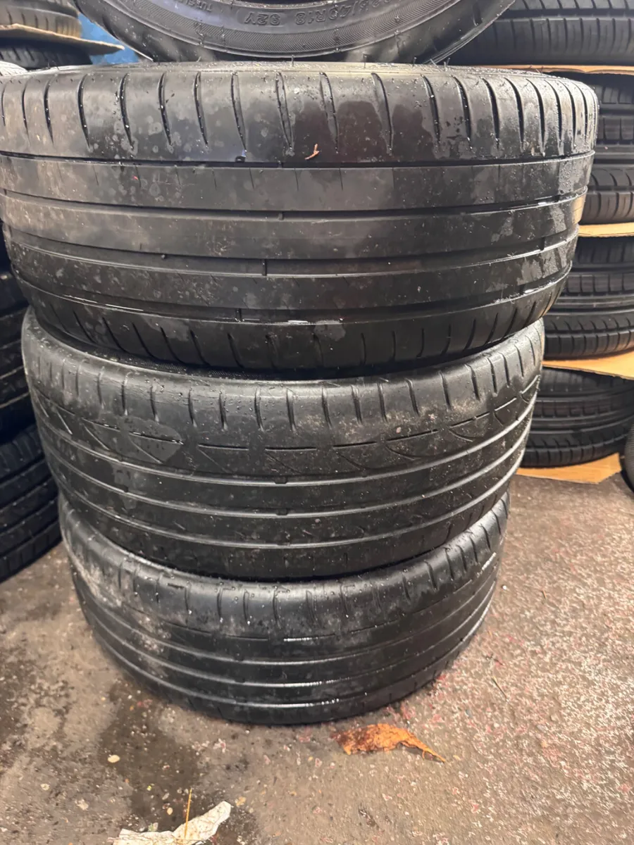 Volkswagen Golf R Genuine 19 Inc - Image 2