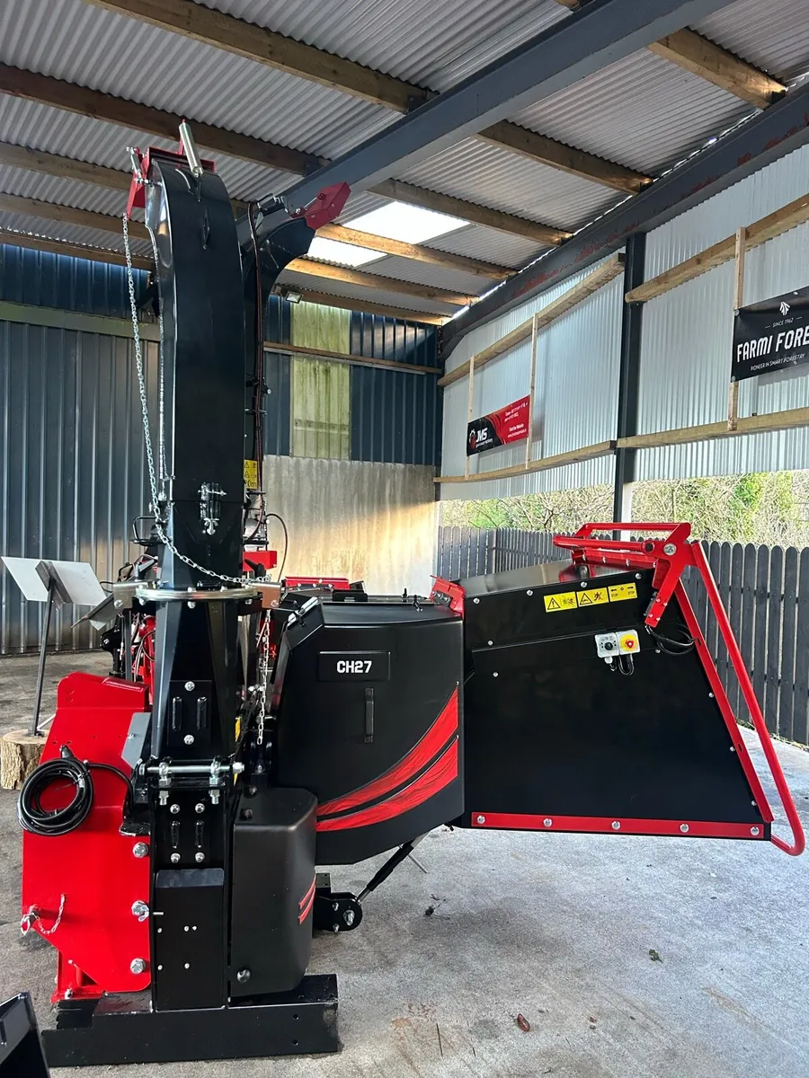Farmi Forest CH27 Manual Feed 11” Woodchipper - Image 3