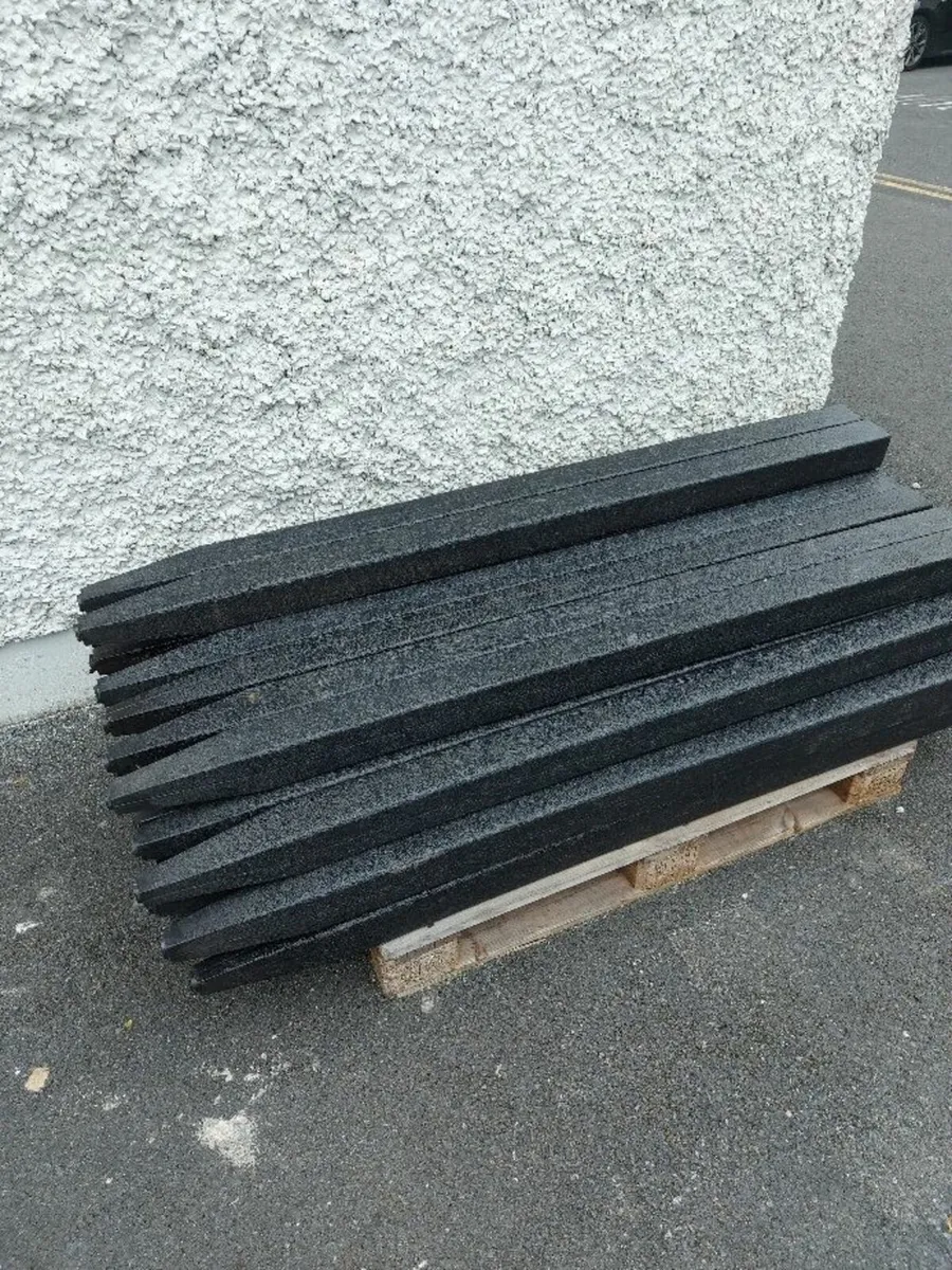 Plastic Fencing Posts / Stakes - Image 1