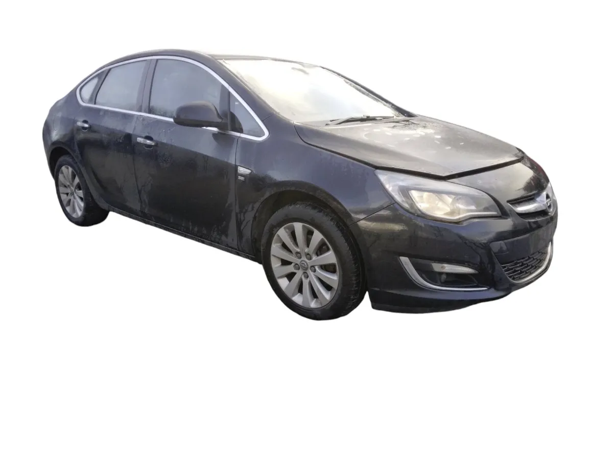 2013 OPEL ASTRA Breaking/Dismantling - Image 1