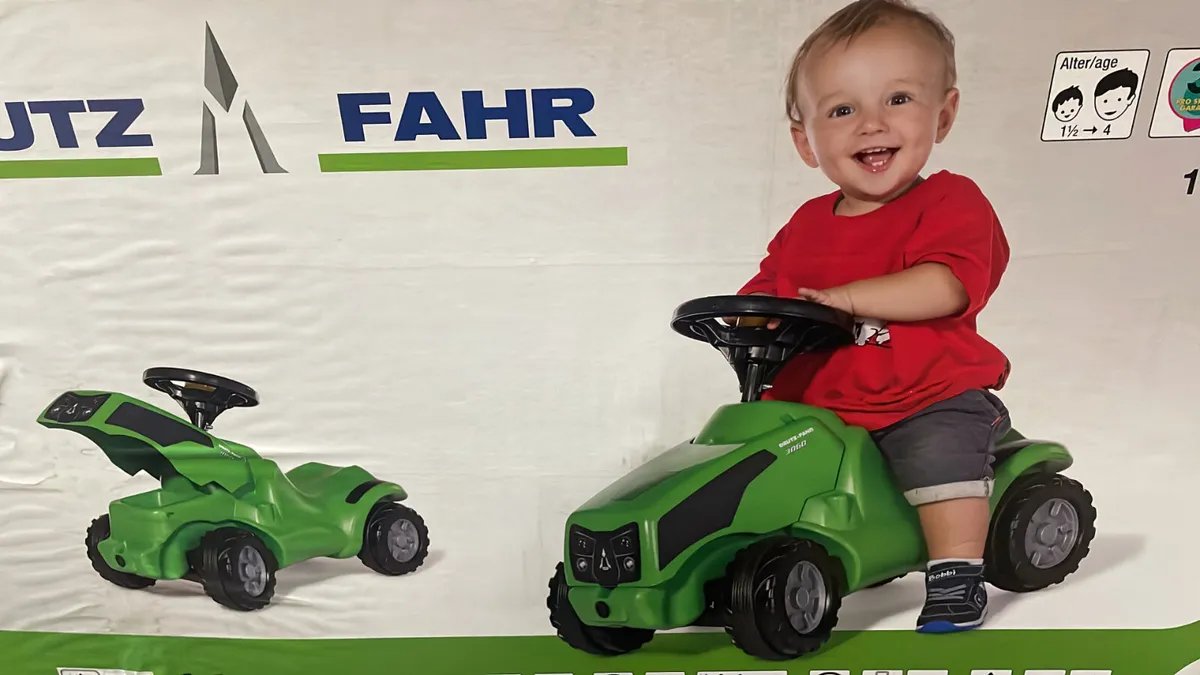 Ride-On Toy Tractors - Image 2