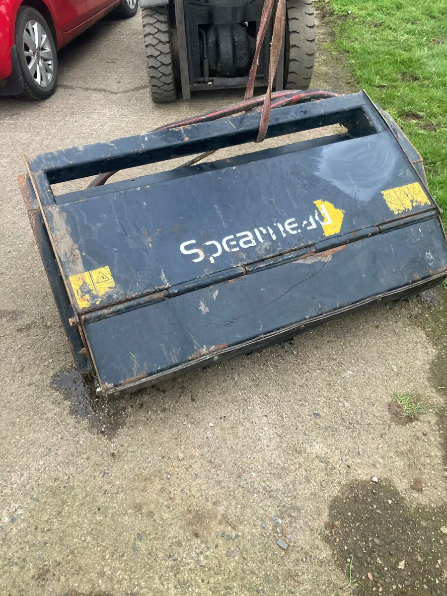 Spearhead 1.25m T flailhedgecutter head - Image 1