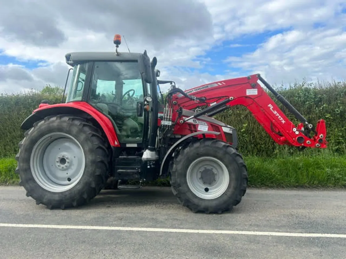 Massey Ferguson 5712S for sale - Image 2