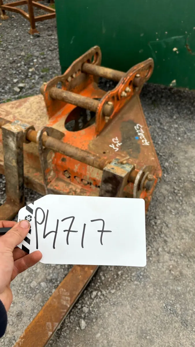 Pallet Forks 65mm Pins - Image 3