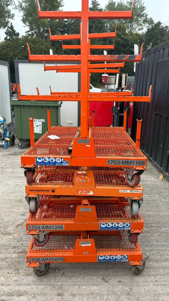 Selection of Pipe Trolleys - Image 4