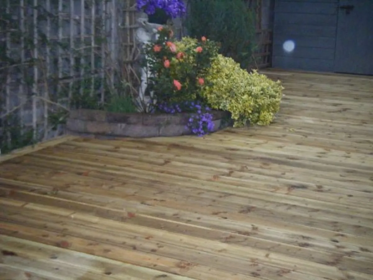 Decking - Image 2