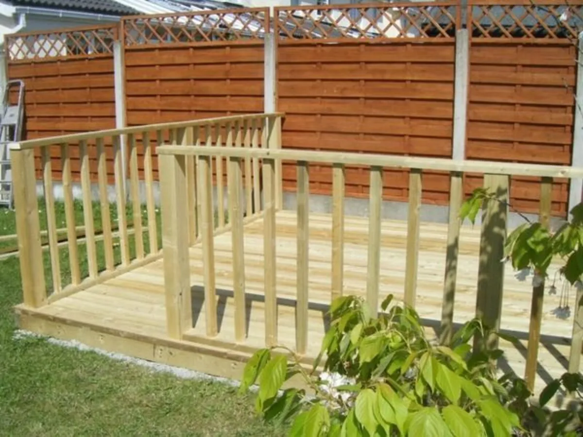 Timber Fencing / Wooden Gates / Decking - Image 4