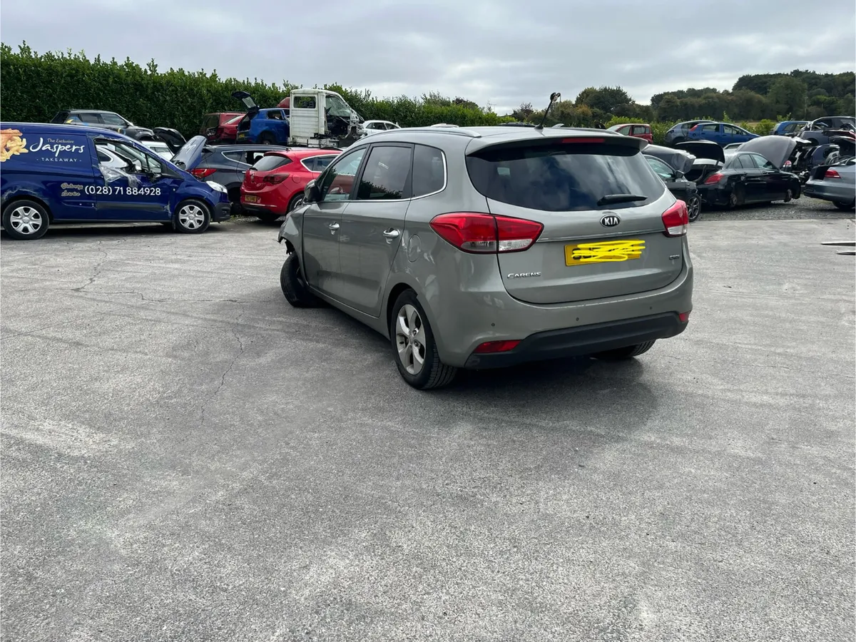 2014 Kia Carens 1.7 CRDI Auto - Image 4