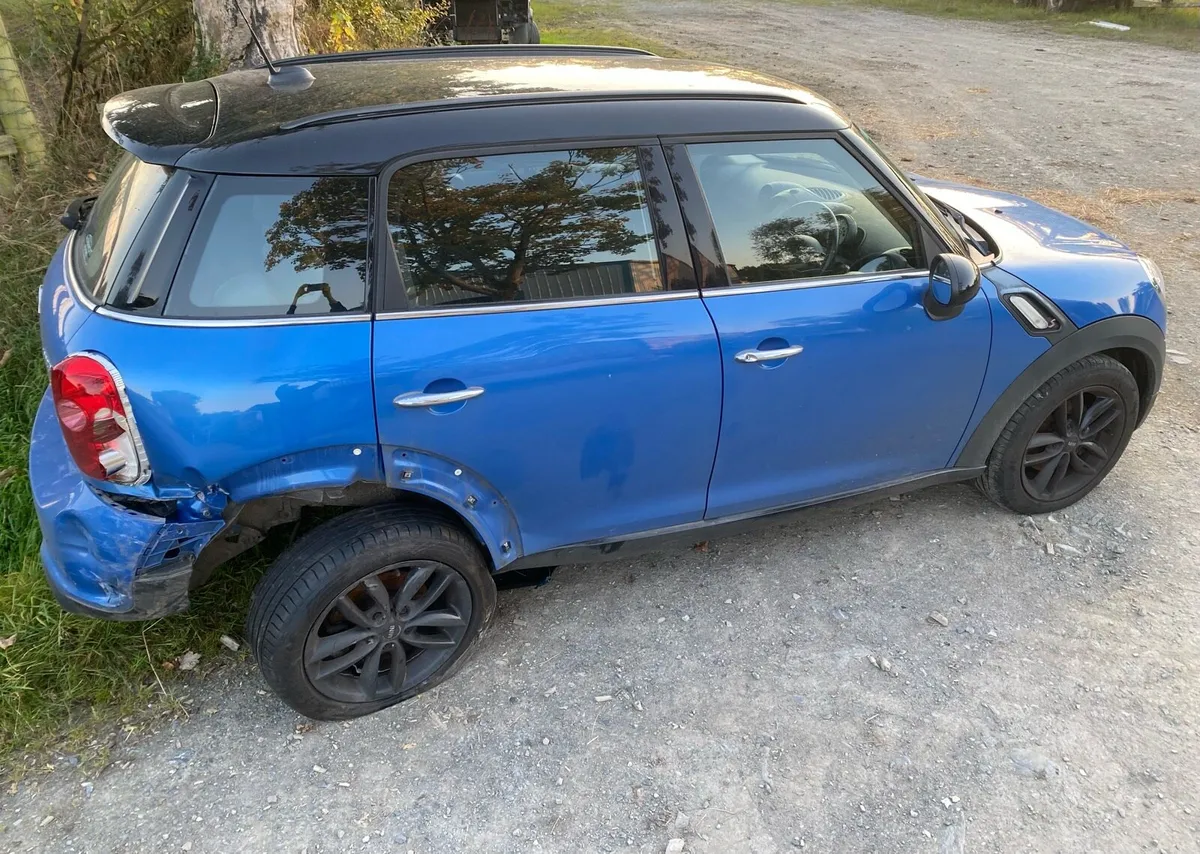 2016 Mini Countryman BREAKING FOR parts - Image 4