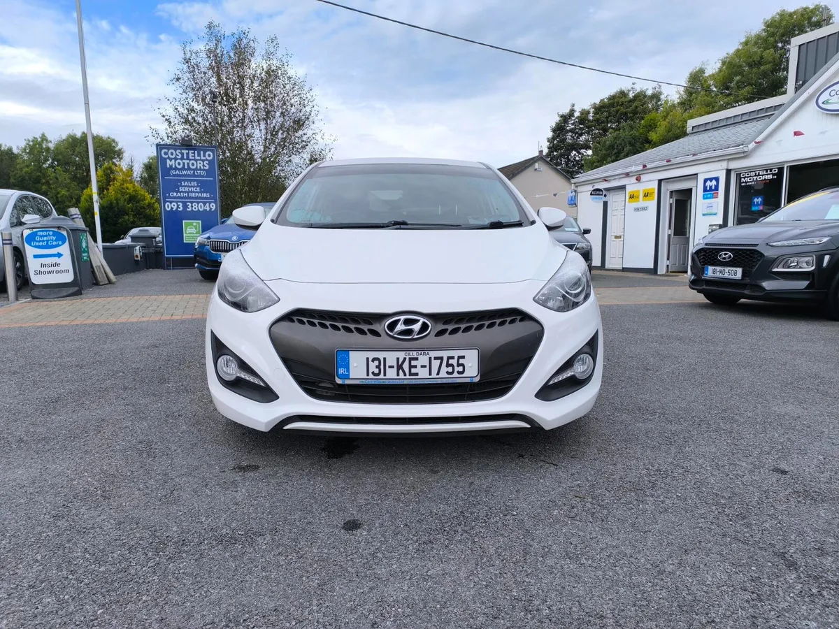 HYUNDAI  I30  Van, 2013 PRO 3DR COMMERCIAL - Image 2