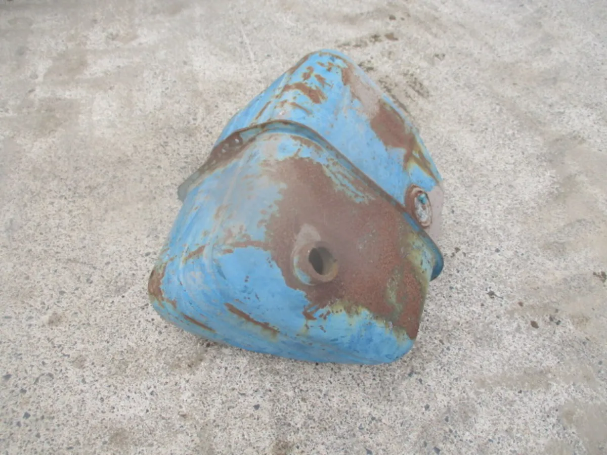 Ford 4000 / 4600 Diesel Tank - Image 2
