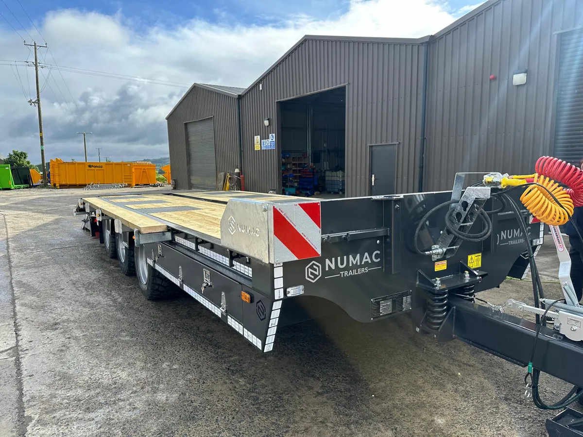 New Numac tri axle lowloader - Image 2