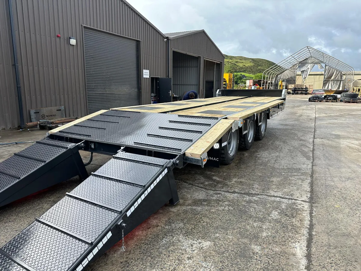 New Numac tri axle lowloader - Image 3