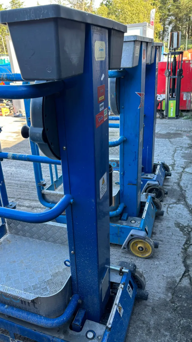 Selection Of Peco Lifts - Image 4