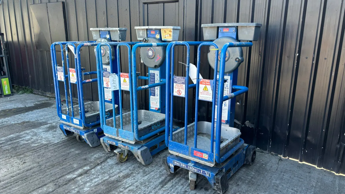 Selection Of Peco Lifts - Image 3