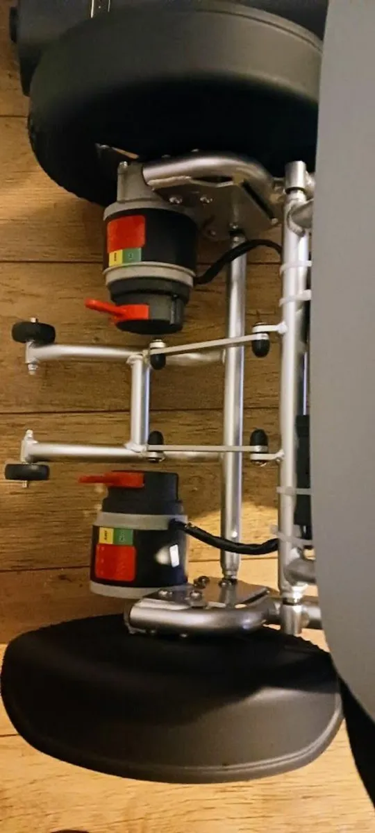 Electric Light Weight Wheelchair New - Image 4