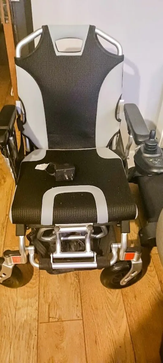 Electric Light Weight Wheelchair New - Image 1