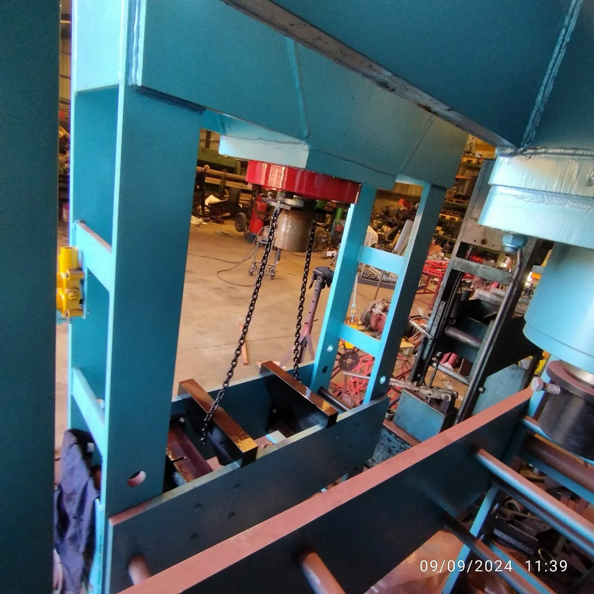 150 Ton Hydraulic Press - Image 4