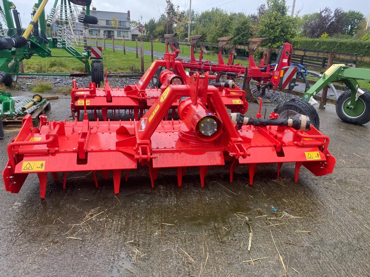 Kuhn power harrow - Image 1
