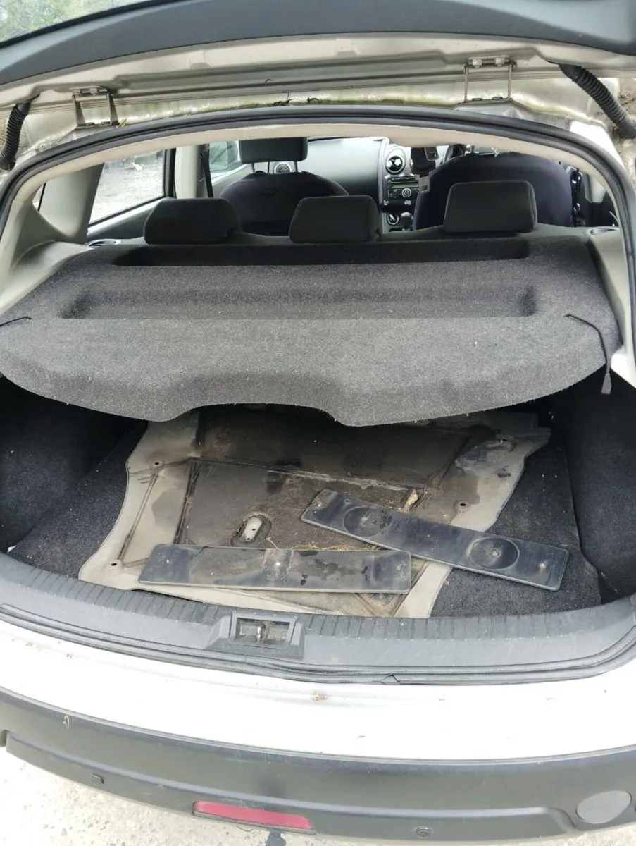 Breaking nissan qashqai 2010 1.5tdci - Image 4