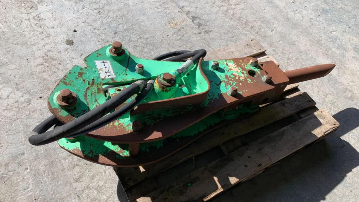 Montabert 125 Rock Breaker - Image 2