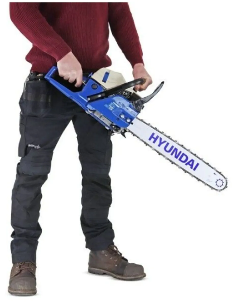 Petrol Chainsaw 2-Stroke easy-start - Image 3