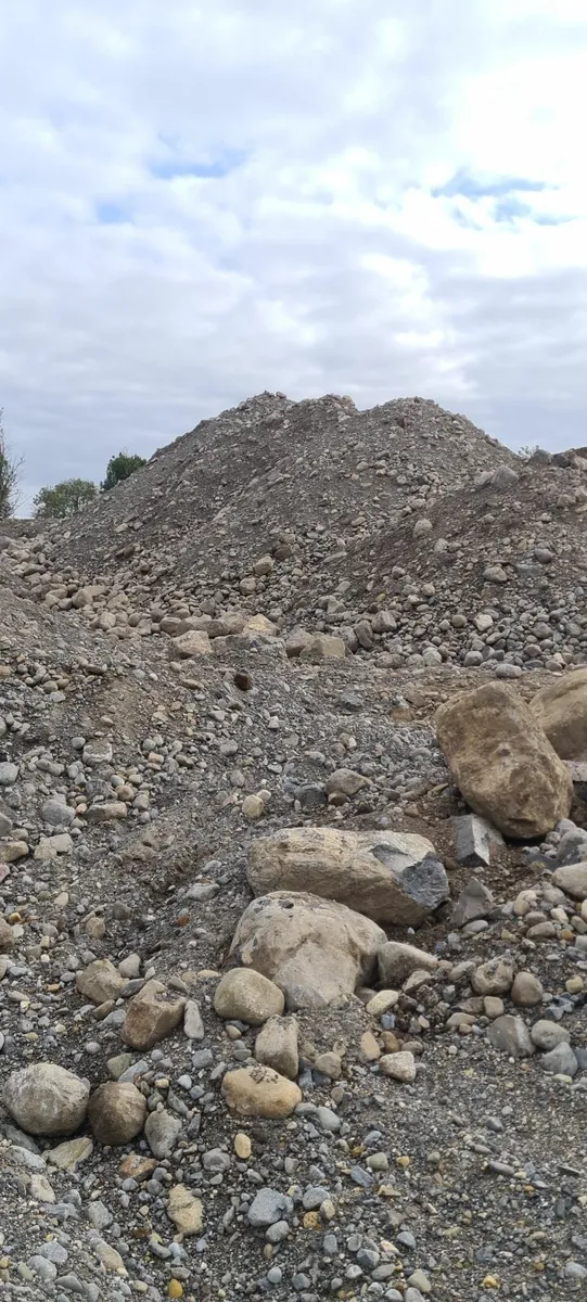 Face gravel/fill - Image 1