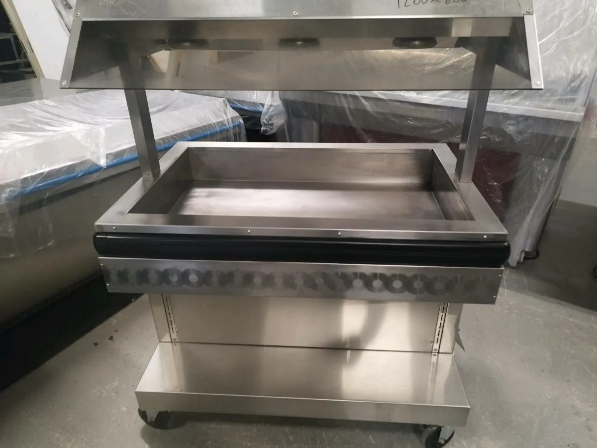 Hot shop display - Image 1