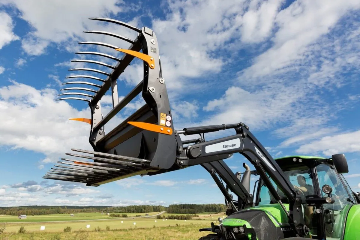 Front Loaders & Linkages - Image 4