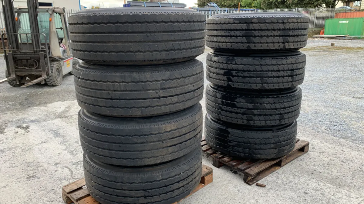 385/65 R22.5 Wheels Complete - Image 3