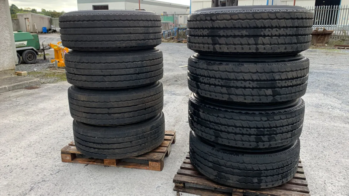 385/65 R22.5 Wheels Complete - Image 4