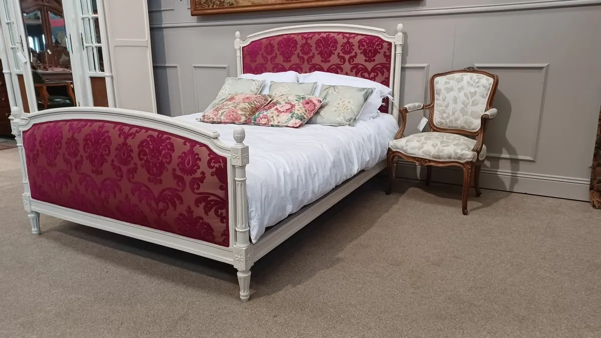 Louis XV Style French shabby chic bed - Image 1