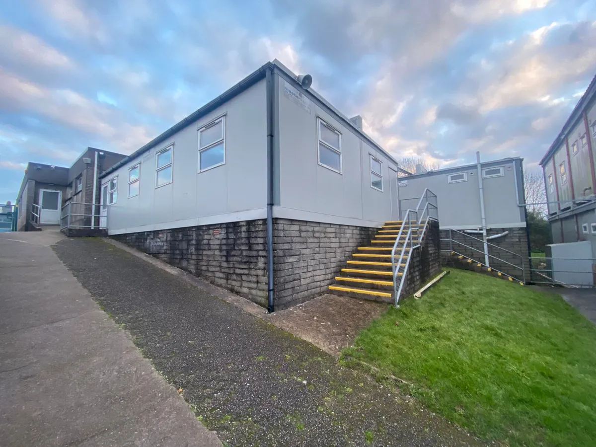 MODULAR BUILDING - Image 1