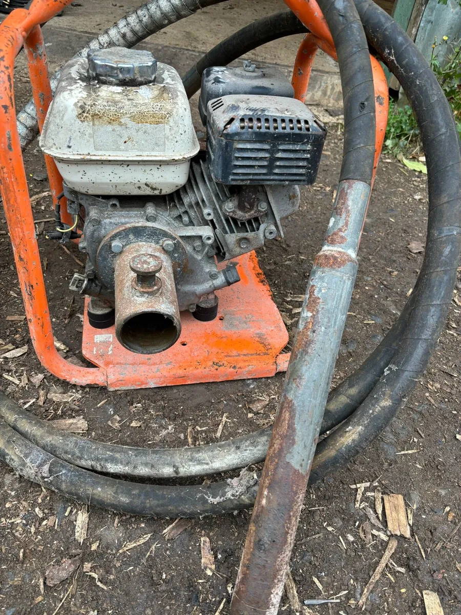 POKER/  VIBRATOR - Image 1