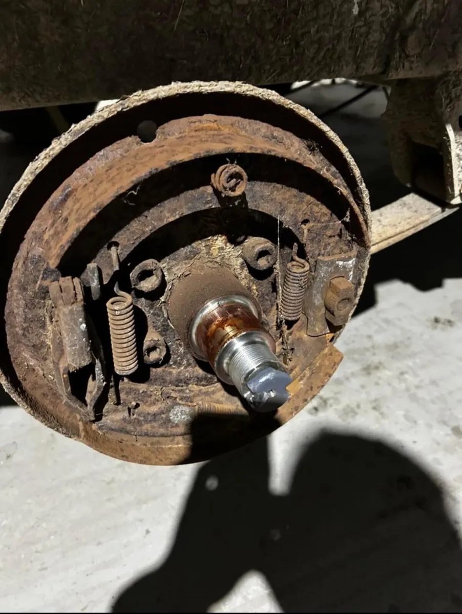 Trailer Repairs and Service - Image 4