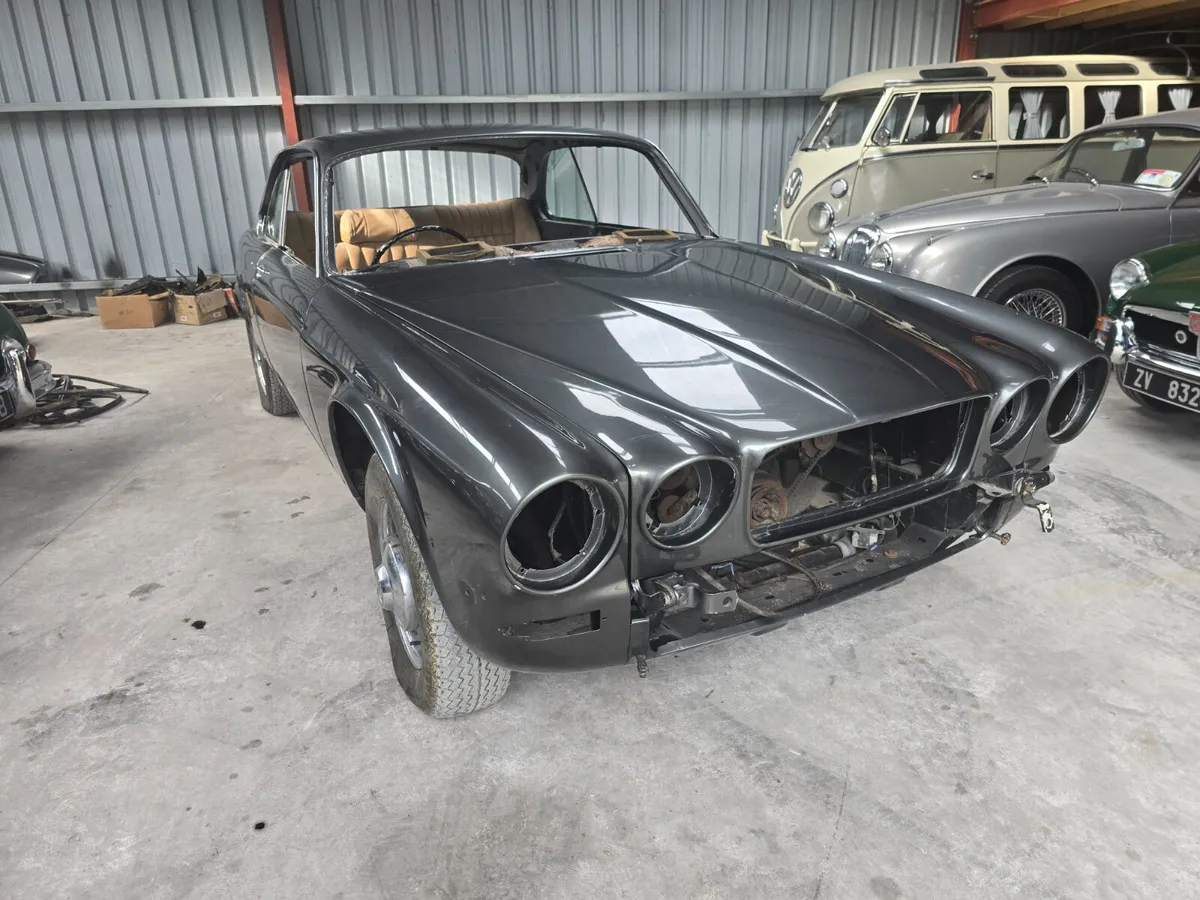 1975 Daimler Sovereing 2dr A - Image 2