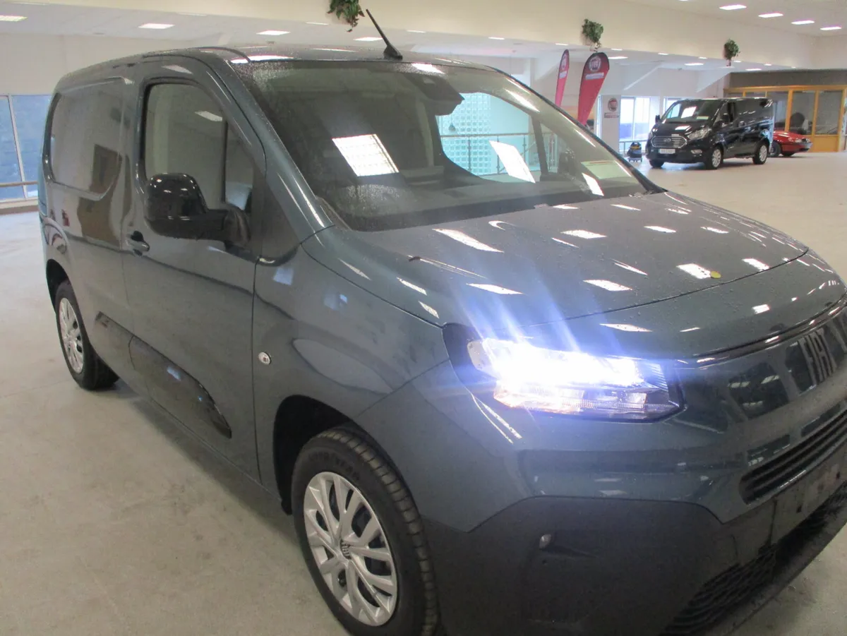 2026 NEW MODEL FIAT DOBLO 3 SEAT TECNICO PLUS - Image 2