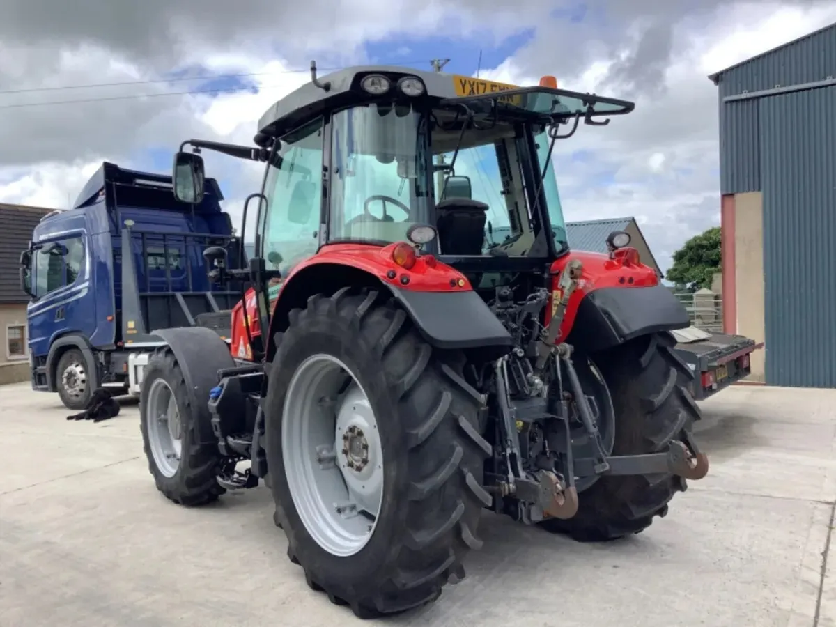 2017 MF 5712SL - Image 2