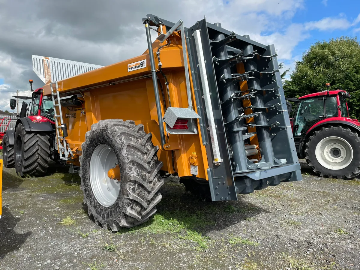 Richard western DV145 Dung spreader - Image 3