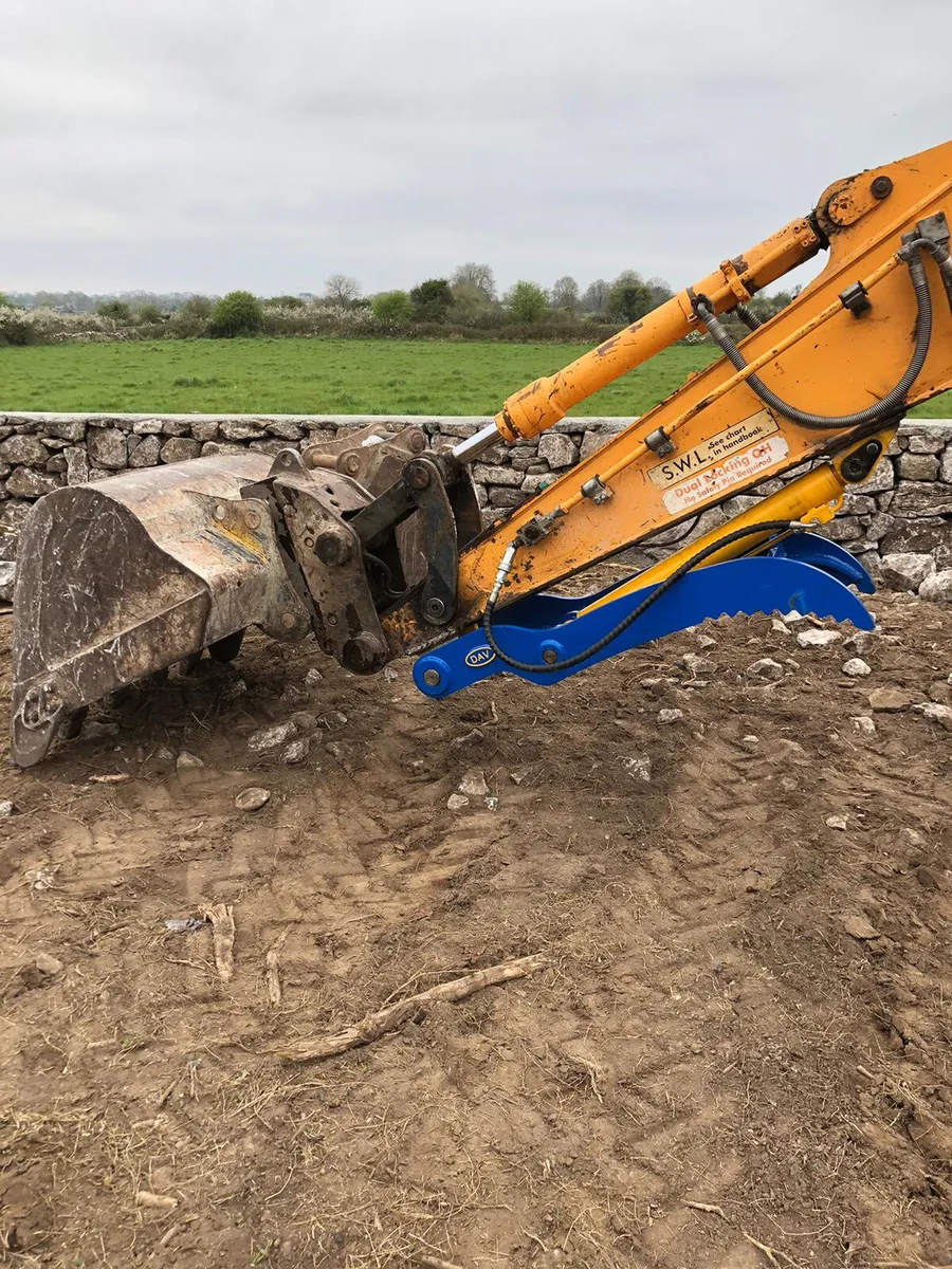 Hydraulic thumb grabs - Image 2