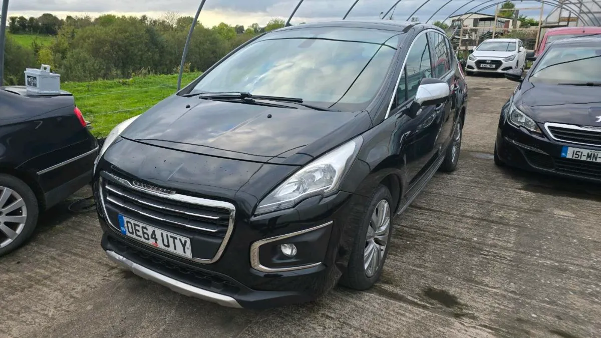 PEUGEOT 2015 3008 1.6 diesel For Breaking - Image 1