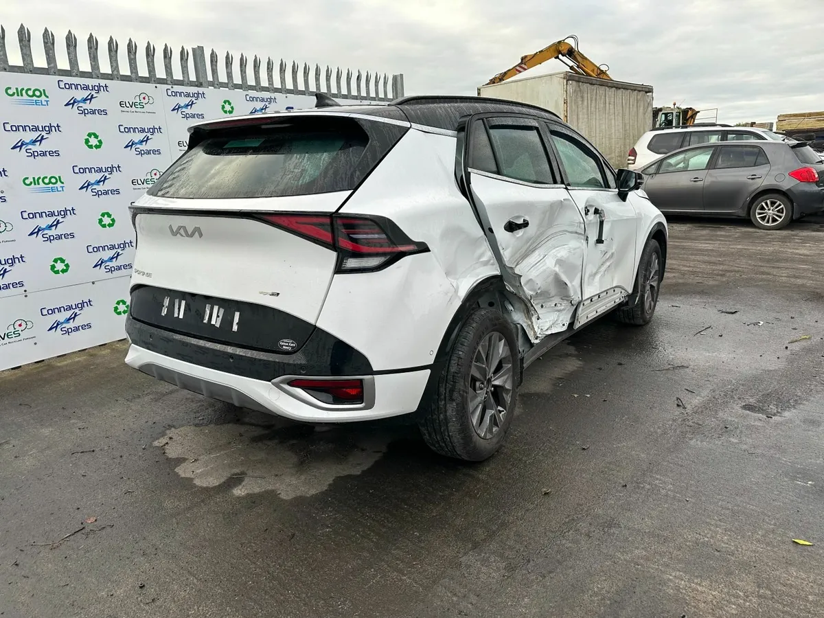 2022 KIA SPORTAGE 1.6P HEV JUST IN FOR BREAKING - Image 4