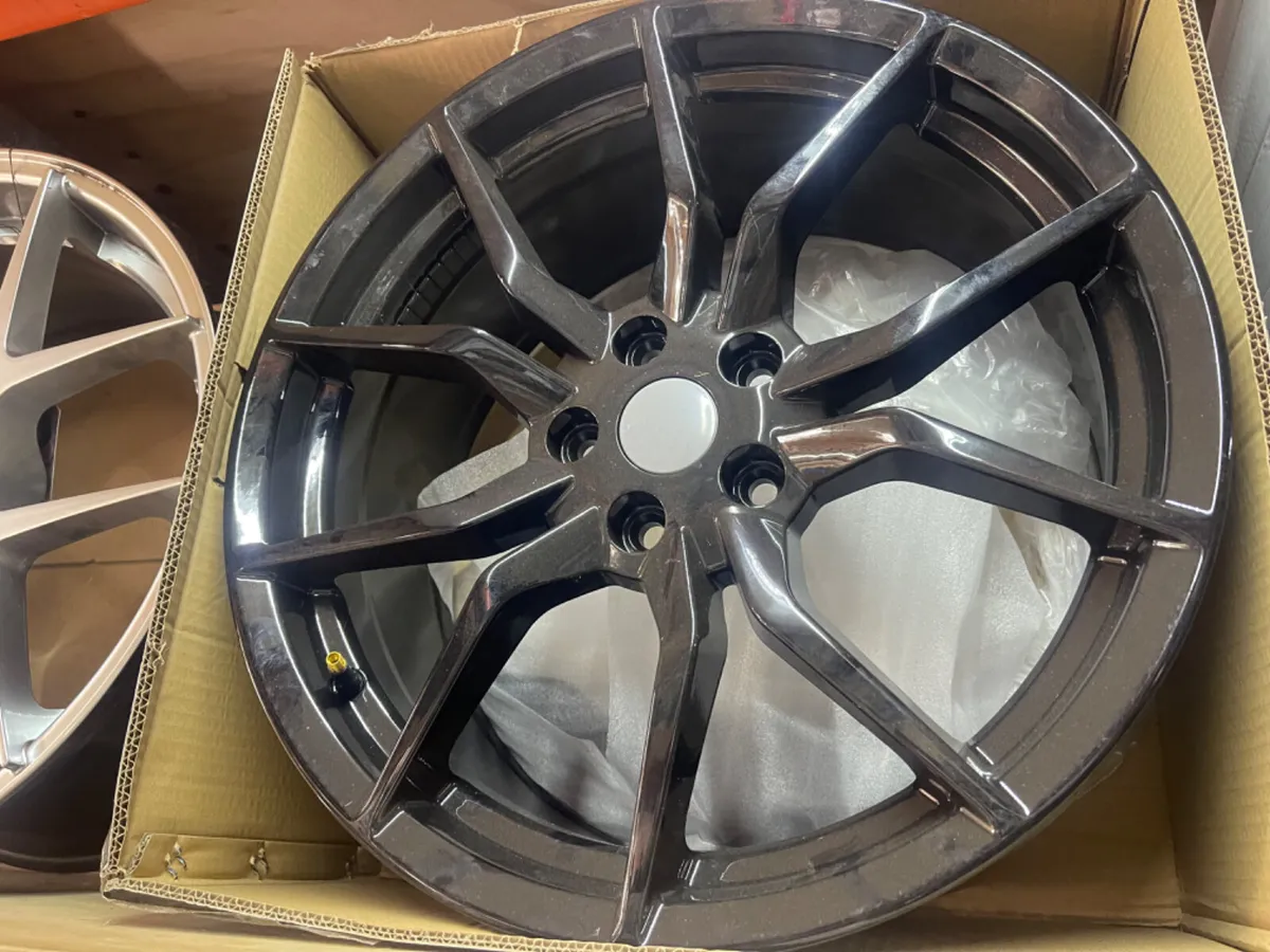 18” gloss black 5x108 Ford alloys x4
