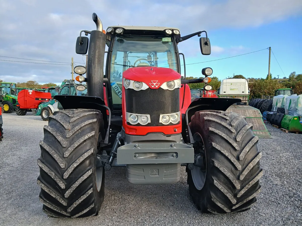 Massey Ferguson 7715 - Image 2