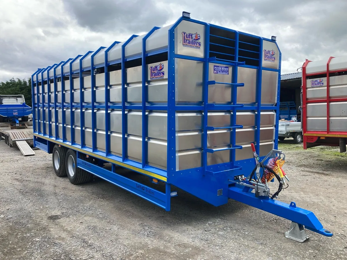New tuffmac 24 ft livestock trailer - Image 1